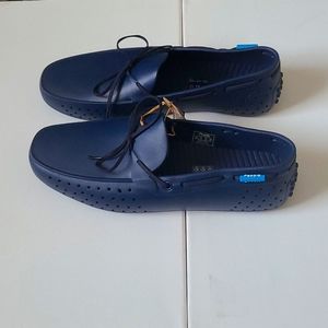 People Senna Loafer in Mariner Blue
